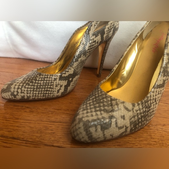 Ted Baker Pumps - Picture 11 of 12